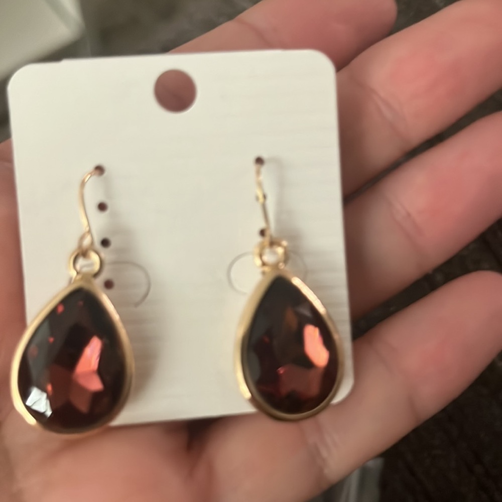 Earrings - Picture 2 of 3